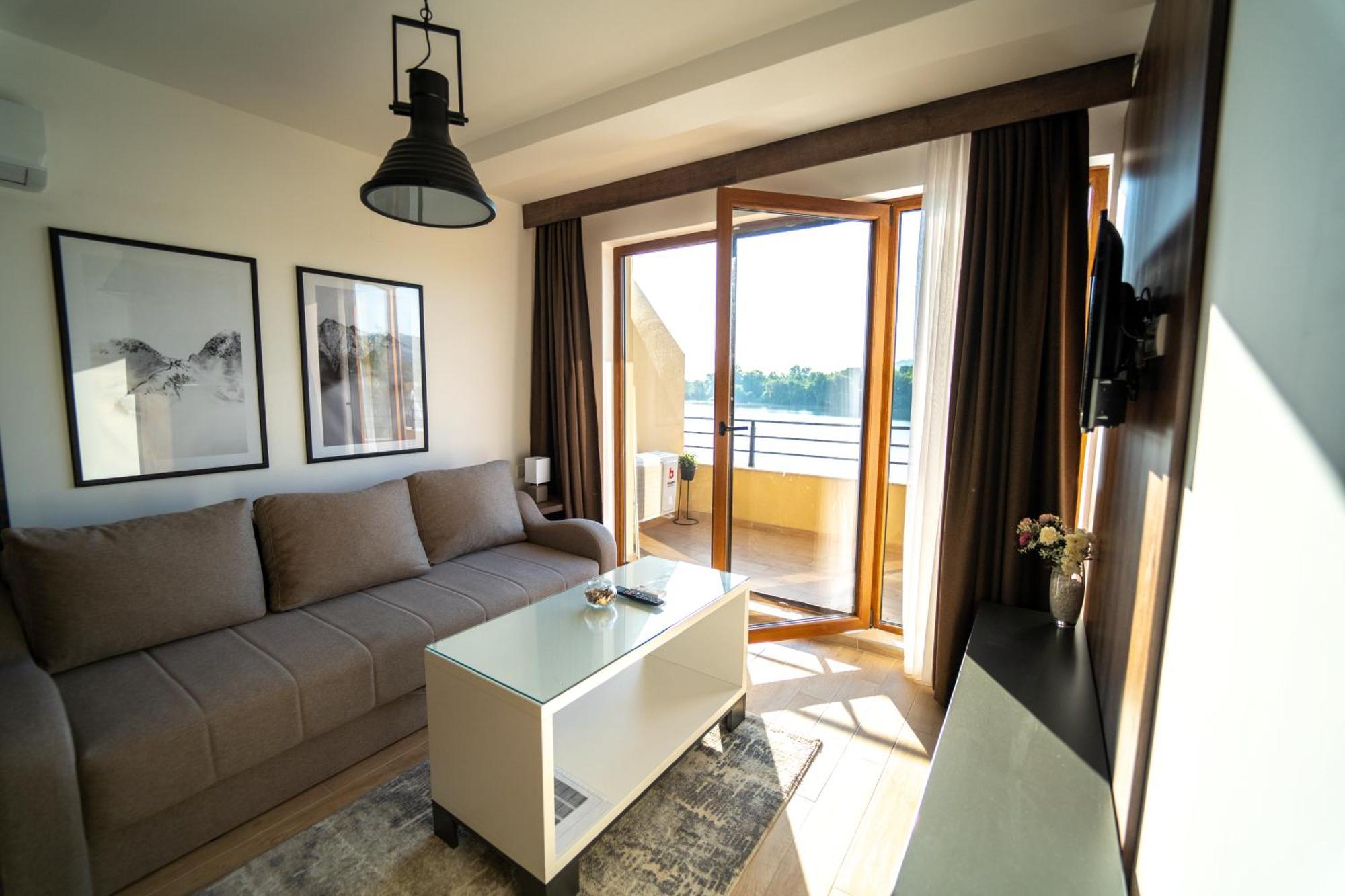 Casa D Argento Apartment Veliko Gradiste Luaran gambar