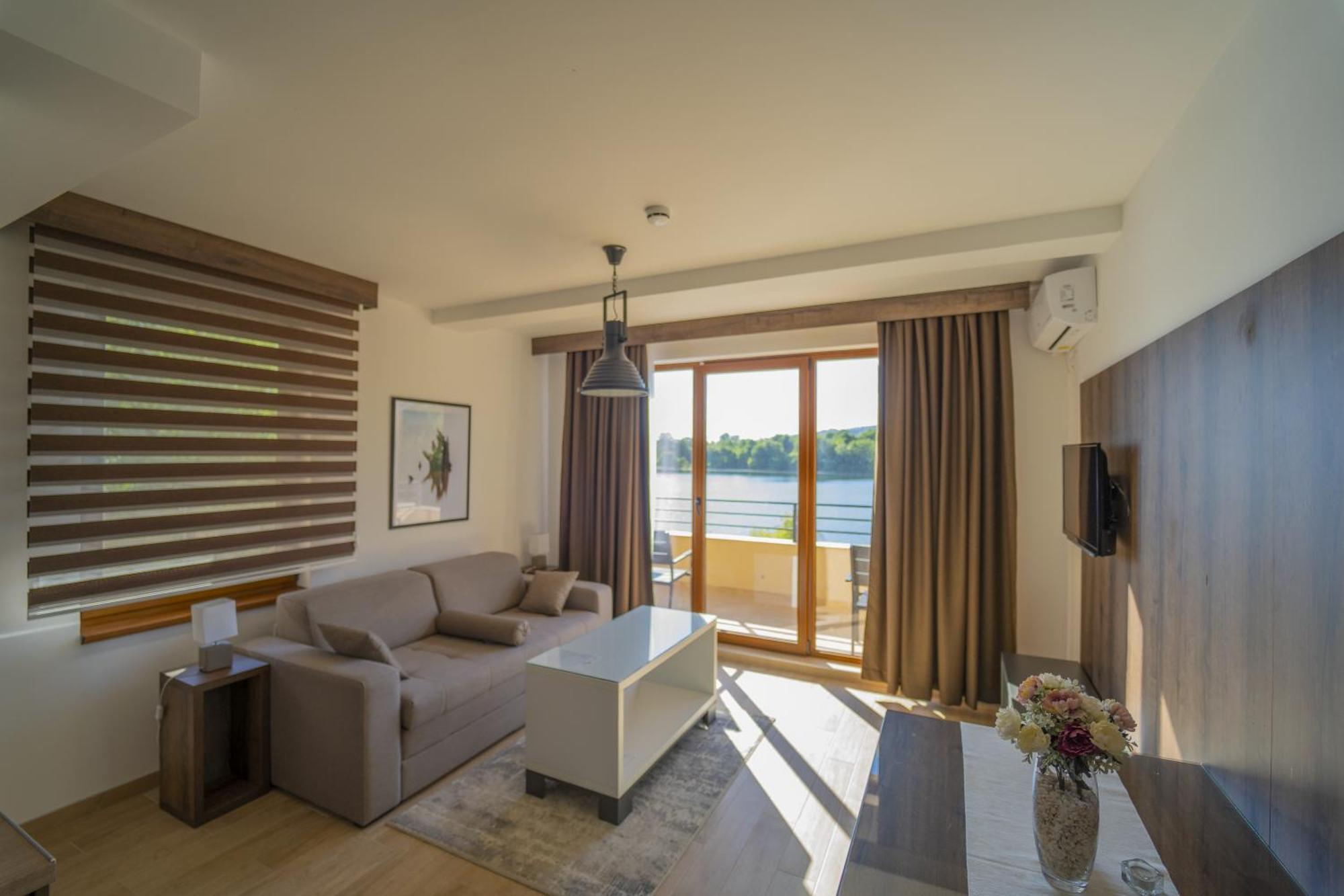 Casa D Argento Apartment Veliko Gradiste Luaran gambar